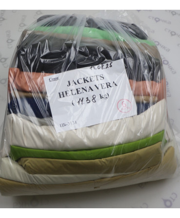 JACKETS HELENA VERA — лот №6